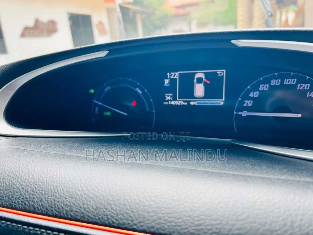 Toyota Sienta 2019 Car (Used)