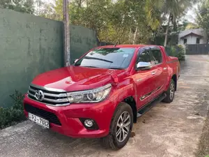 Toyota Hilux Revo 2018 Pickup (Used)