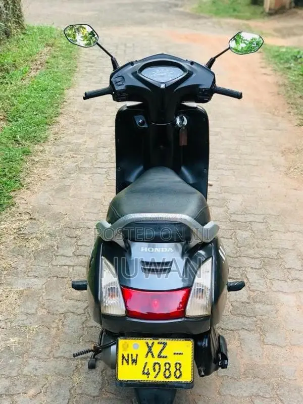 Honda Activa 2013 Motorbike (Used)