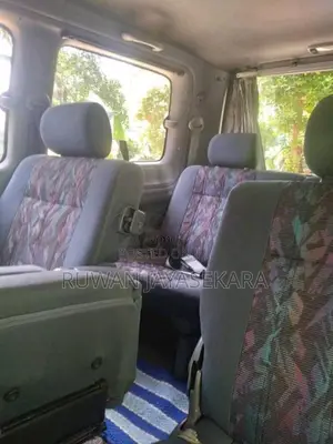 Toyota Toyota 1997 Van (Used)