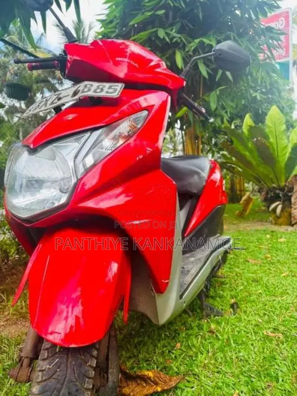 Honda Dio 2013 Motorbike (Used)