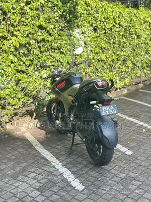 Hero HUNK 160 2025 Motorbike Unregistered (Recondition)