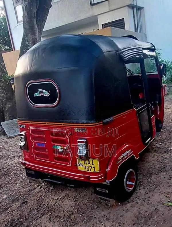 Bajaj RE 2013 Three Wheel (Used)