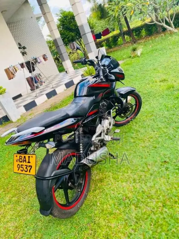 Bajaj Pulsar 135 LS 2013 Motorbike (Used)