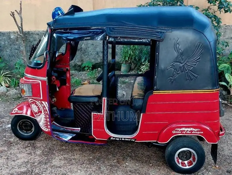 Bajaj RE 2013 Three Wheel (Used)