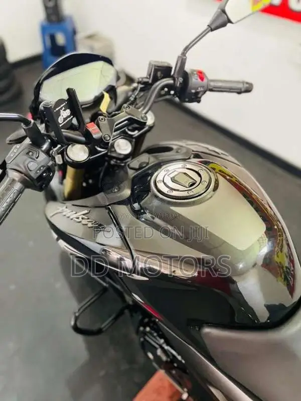 Bajaj Pulsar N160 2026 Motorbike (Used)