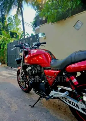 Honda Cb4 Virson R 2005 Motorbike (Used)