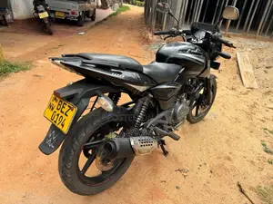 Bajaj Pulsar 180 2017 Motorbike (Used)