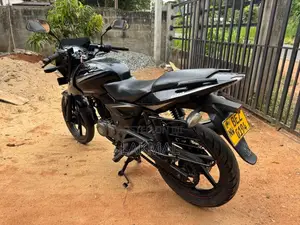 Bajaj Pulsar 180 2017 Motorbike (Used)