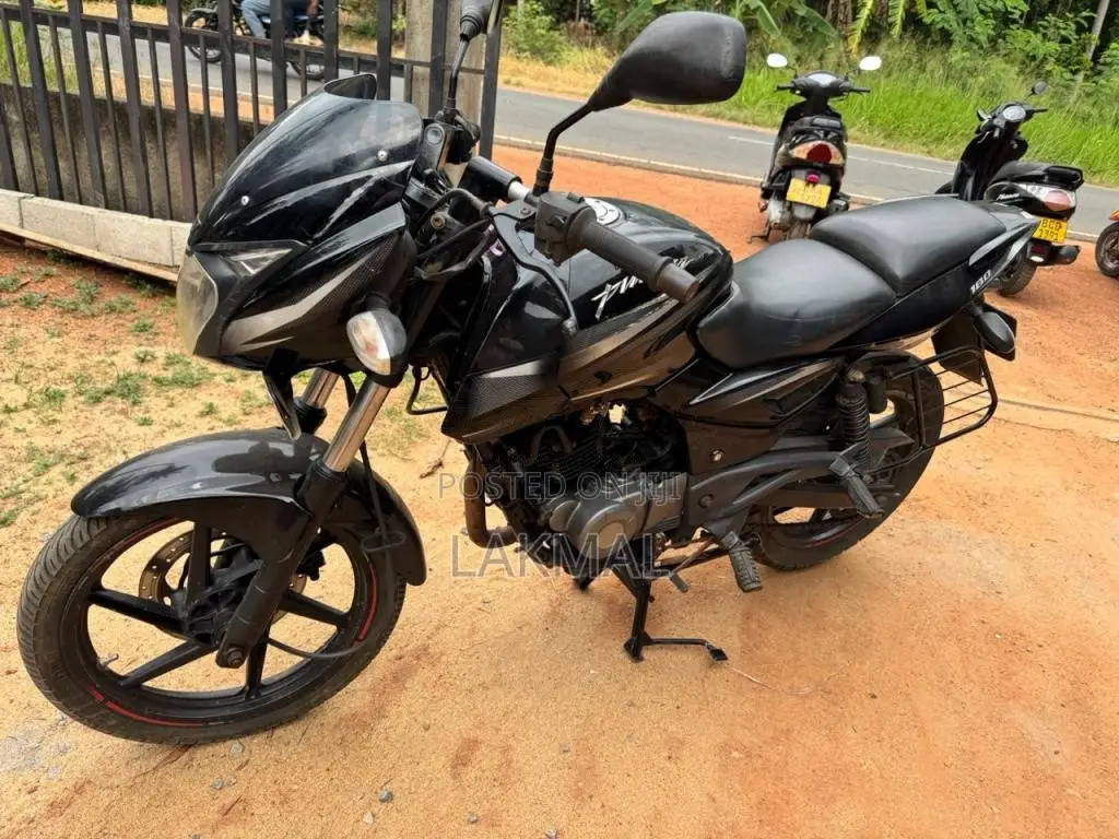 Bajaj Pulsar 180 2017 Motorbike (Used)