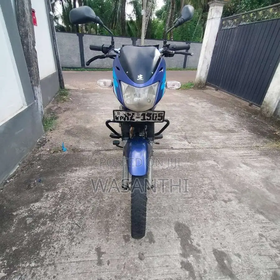 Bajaj Caliber 2006 Motorbike (Used)