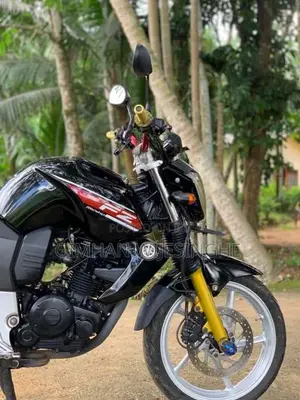 Yamaha FZ 2011 Motorbike (Used)