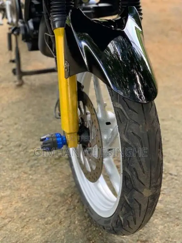 Yamaha FZ 2011 Motorbike (Used)
