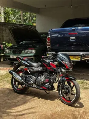 Bajaj Pulsar 180 2010 Motorbike (Used)