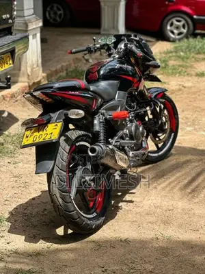 Bajaj Pulsar 180 2010 Motorbike (Used)