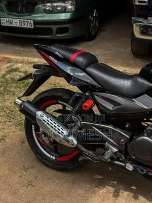 Bajaj Pulsar 180 2010 Motorbike (Used)