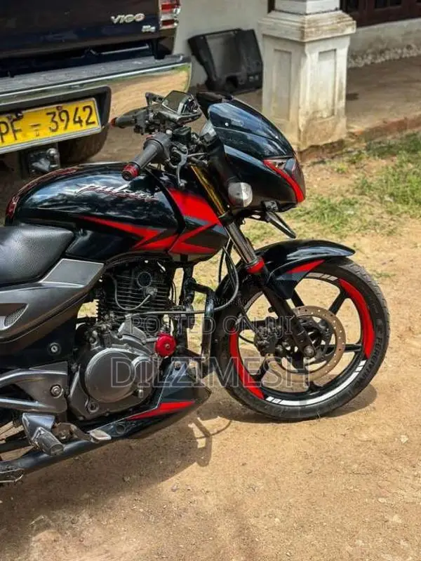 Bajaj Pulsar 180 2010 Motorbike (Used)