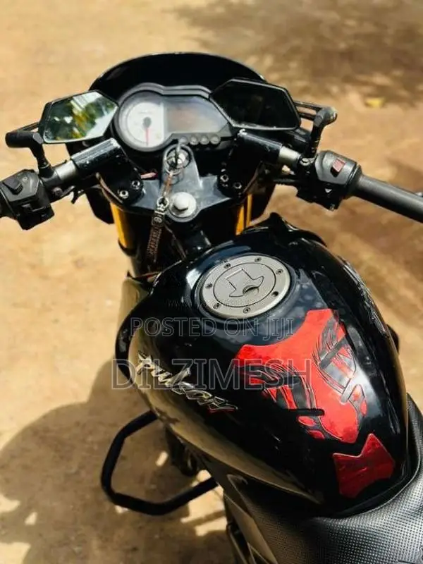 Bajaj Pulsar 180 2010 Motorbike (Used)