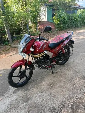Mahindra Centuro 2015 Motorbike (Used)