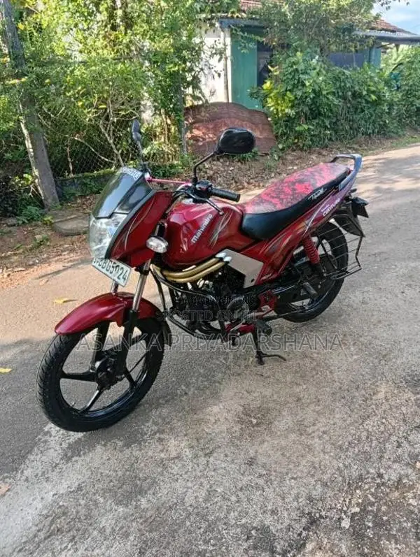 Mahindra Centuro 2015 Motorbike (Used)