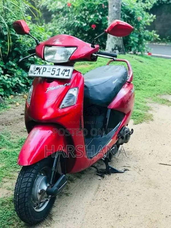 Hero Pleasure 2012 Motorbike (Used)