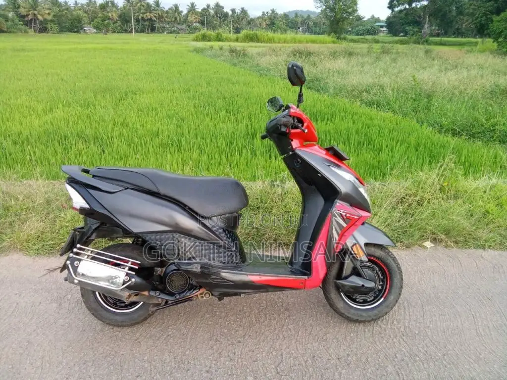 Honda Dio 2017 Motorbike (Used)