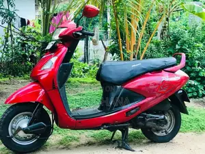 Hero Pleasure 2012 Motorbike (Used)