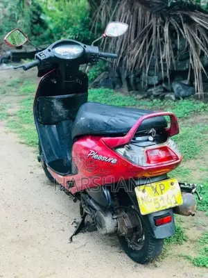 Hero Pleasure 2012 Motorbike (Used)