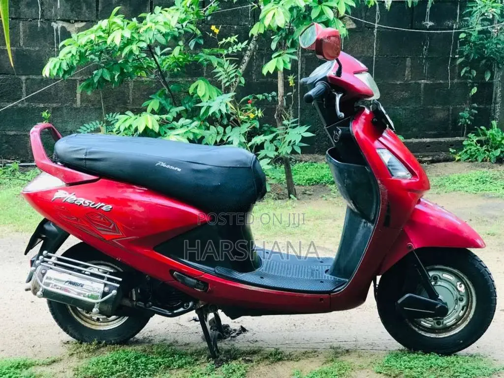Hero Pleasure 2012 Motorbike (Used)