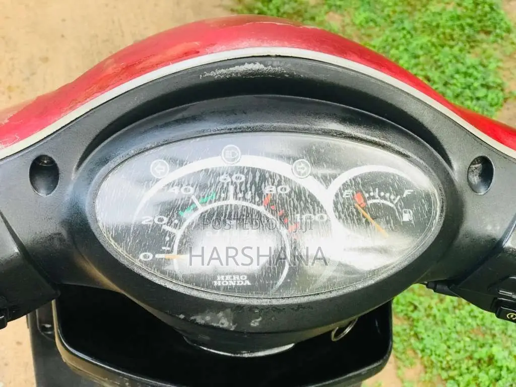 Hero Pleasure 2012 Motorbike (Used)