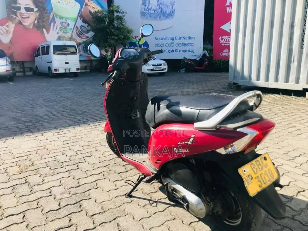 Honda Activa 2015 Motorbike (Used)