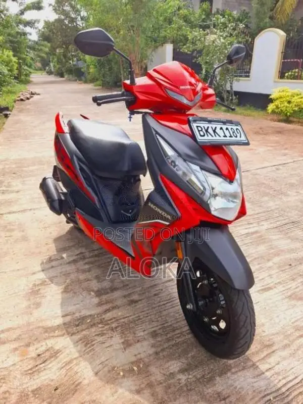 Honda Dio 2025 Motorbike (Used)
