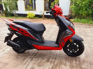 Honda Dio 2025 Motorbike (Used)