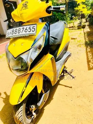 Honda Dio 2015 Motorbike (Used)