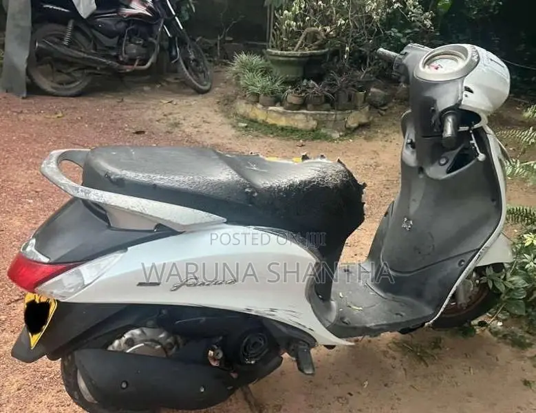 Yamaha Fascino 2016 Motorbike (Used)