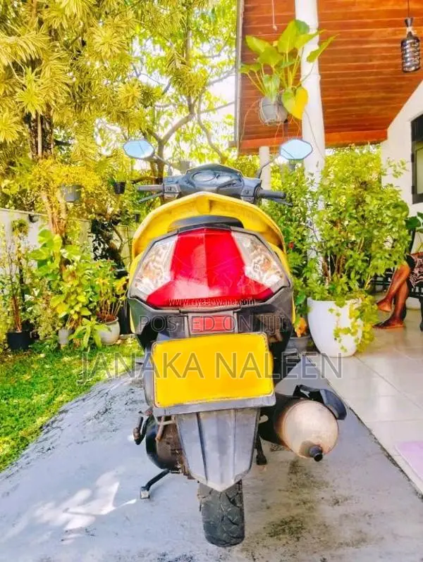 Honda Dio 2014 Motorbike (Used)