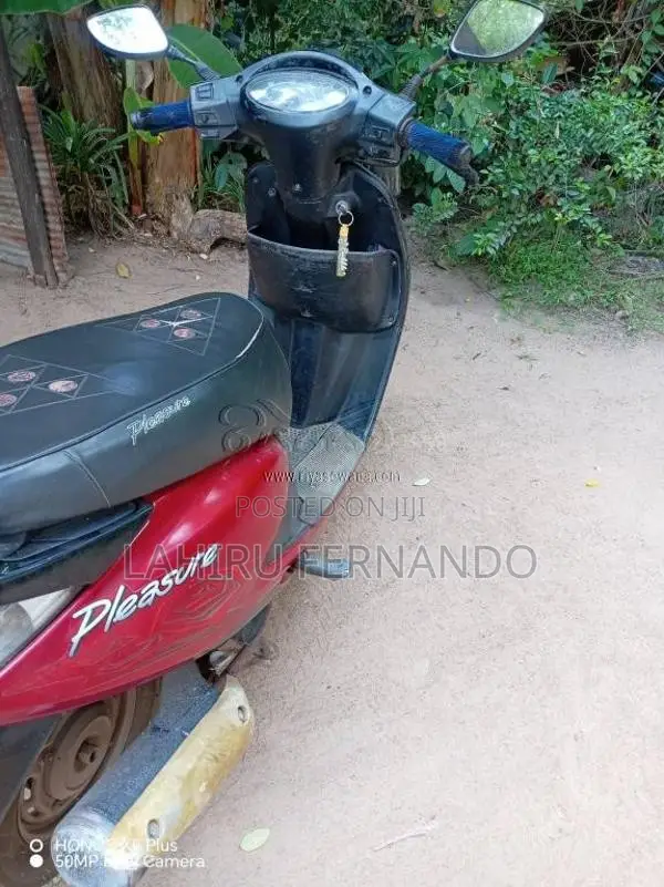 Hero Pleasure 2010 Motorbike (Used)