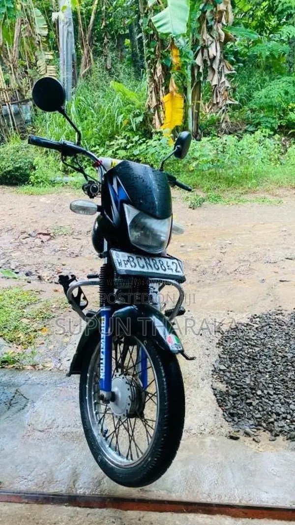 Bajaj CT-100 2015 Motorbike (Used)