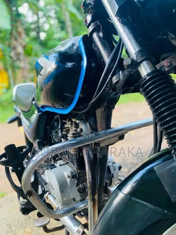 Bajaj CT-100 2015 Motorbike (Used)
