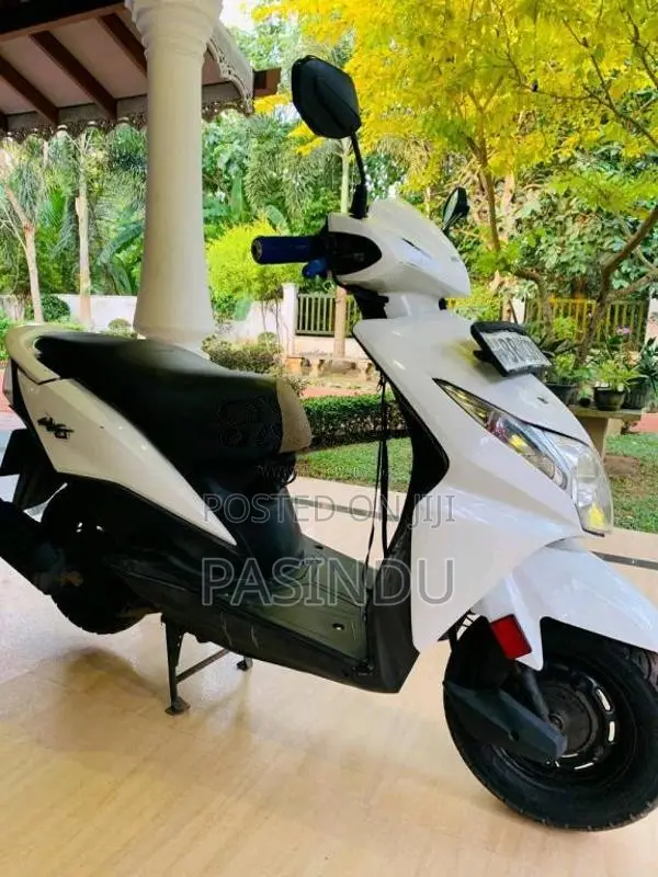 Honda Dio 2014 Motorbike (Used)