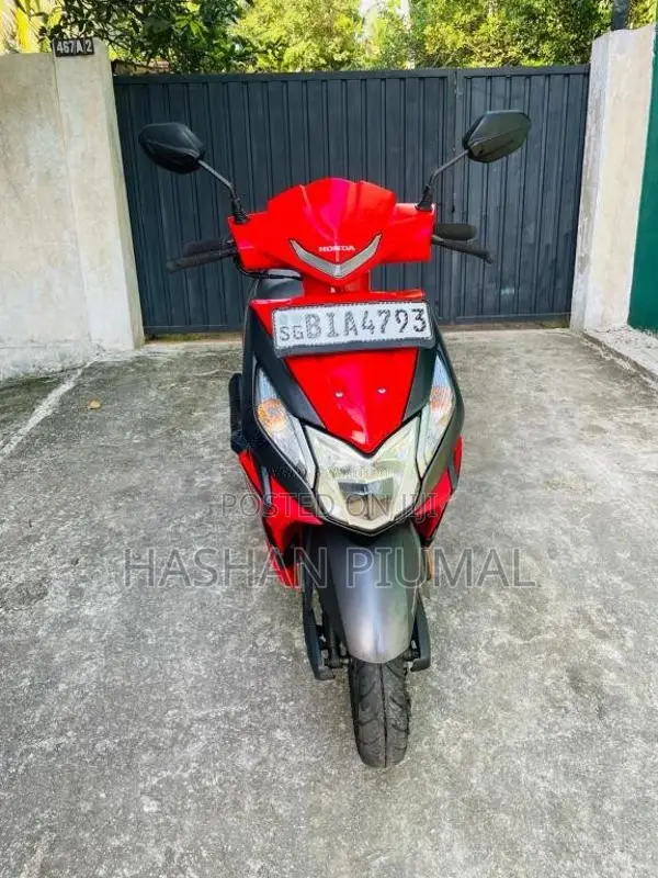 Honda Dio 2019 Motorbike (Used)
