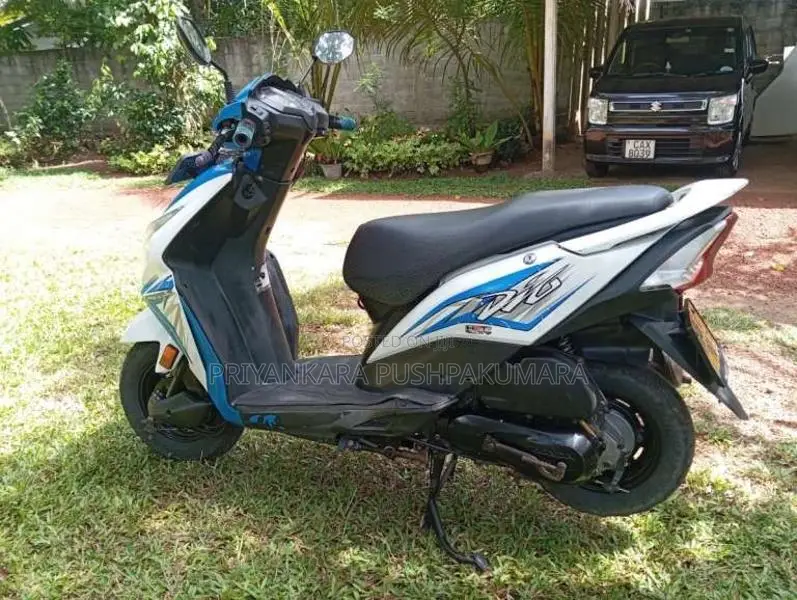 Honda Dio 2017 Motorbike (Used)