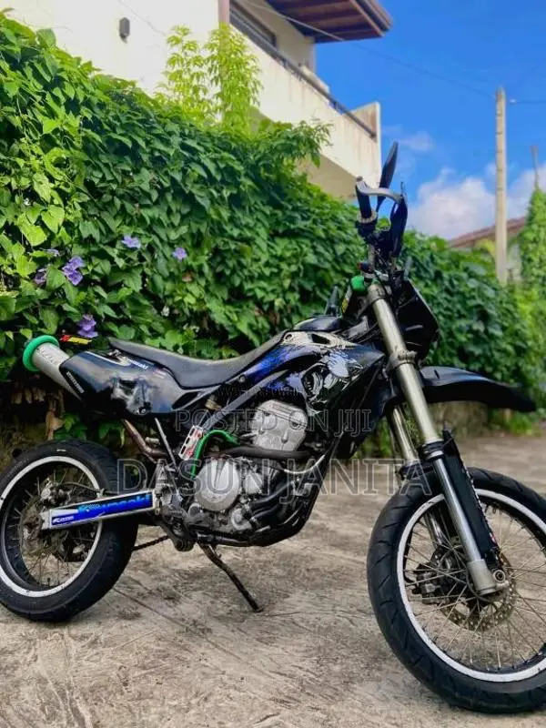 Kawasaki D Tracker250 2005 Motorbike (Used)