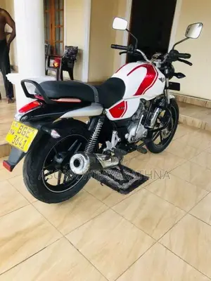 Bajaj V15 2016 Motorbike (Used)