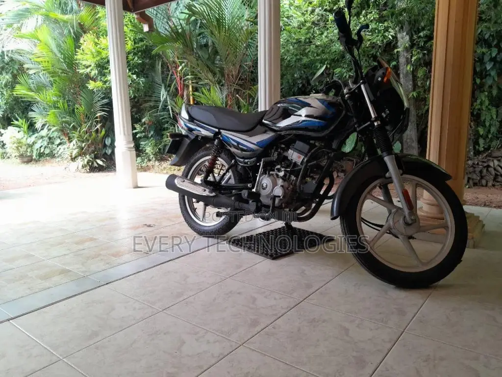 Bajaj CT-100 2024 Motorbike (Used)