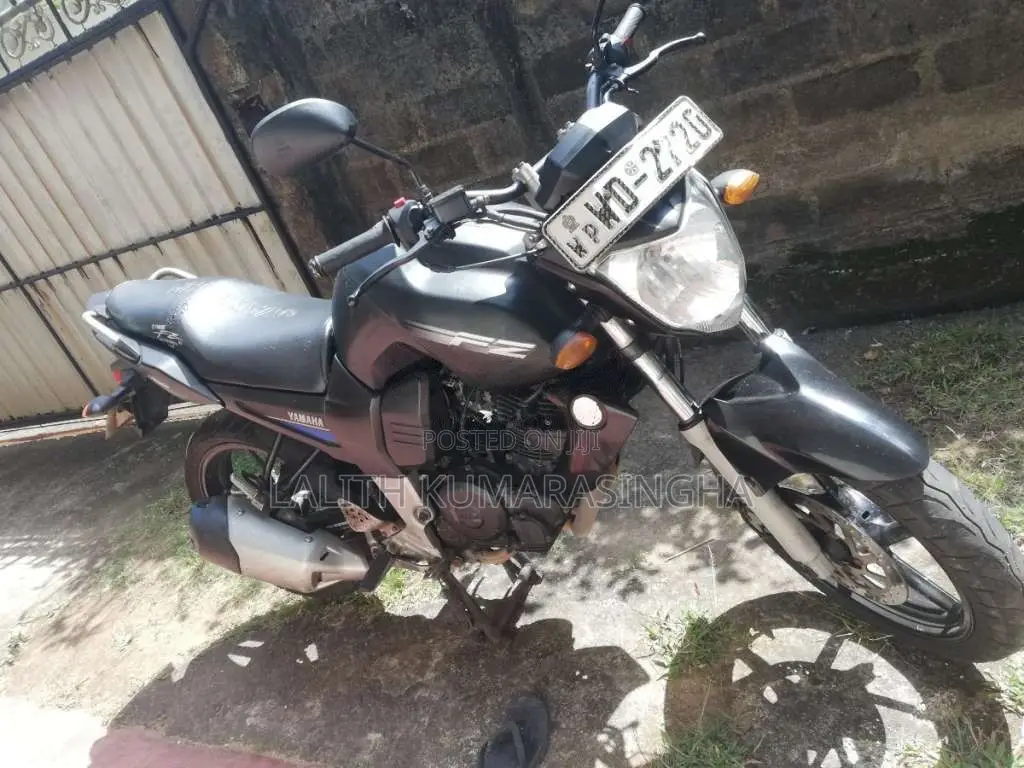Yamaha FZ 2011 Motorbike (Used)