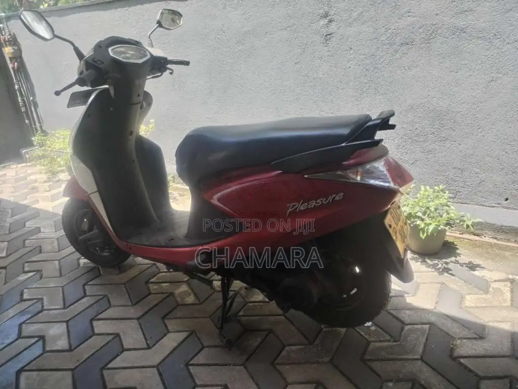 Hero Pleasure 2016 Motorbike (Used)