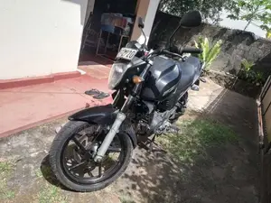 Yamaha FZ 2011 Motorbike (Used)