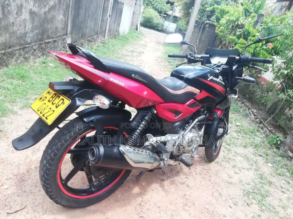 Bajaj Pulsar 2015 Motorbike (Used)