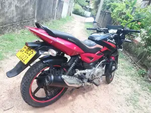 Bajaj Pulsar 2015 Motorbike (Used)